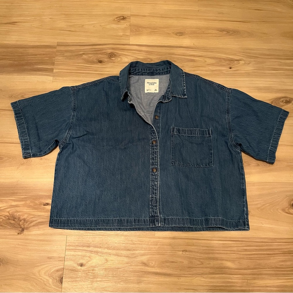 Abercrombie Short Sleeve Denim Crop Shirt
